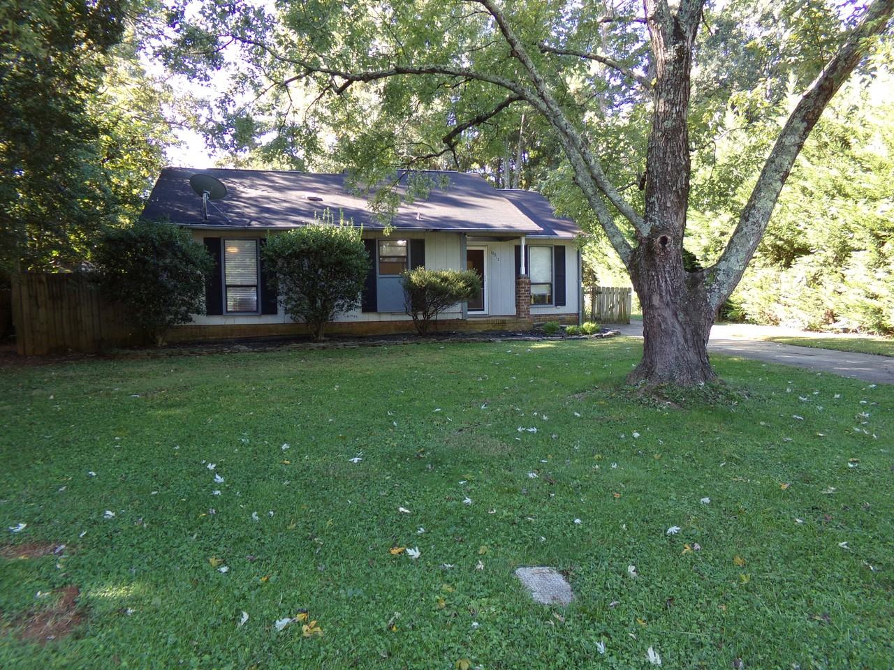 10212 Invershiel Ct - Photo 2 of 23