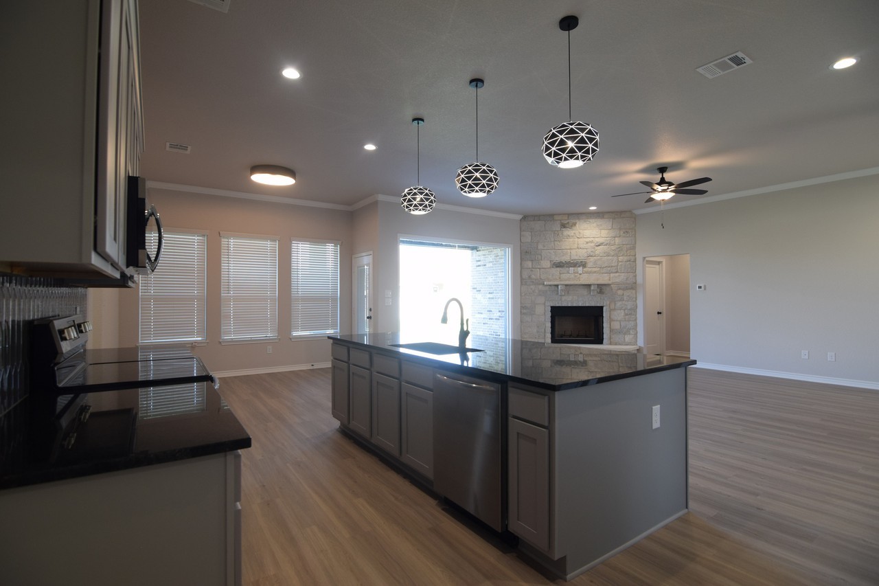 3866 Green Tree Loop - Photo 4 of 29