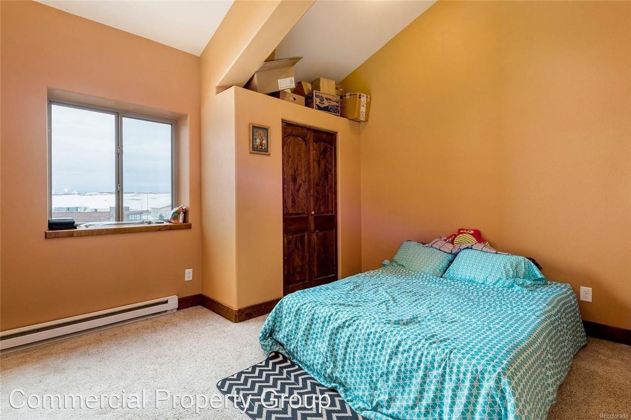 402 Enterprise St. - Photo 3 of 8