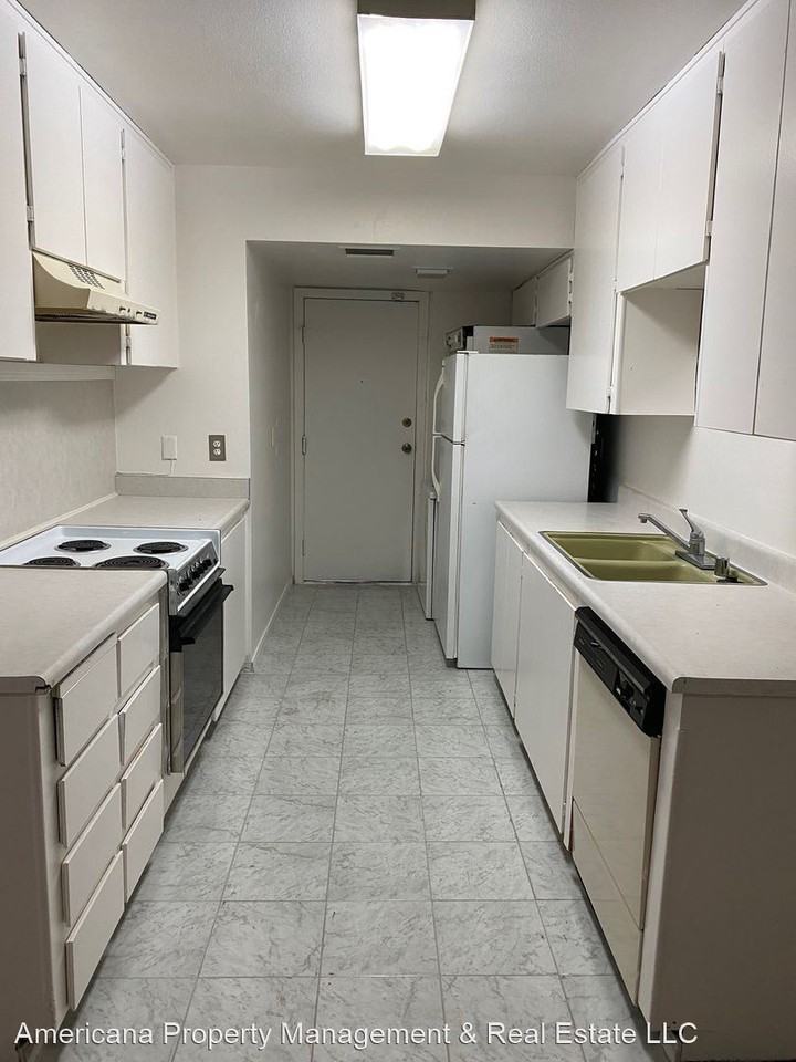 1470 Elizabeth Ave #2 - Photo 3 of 17