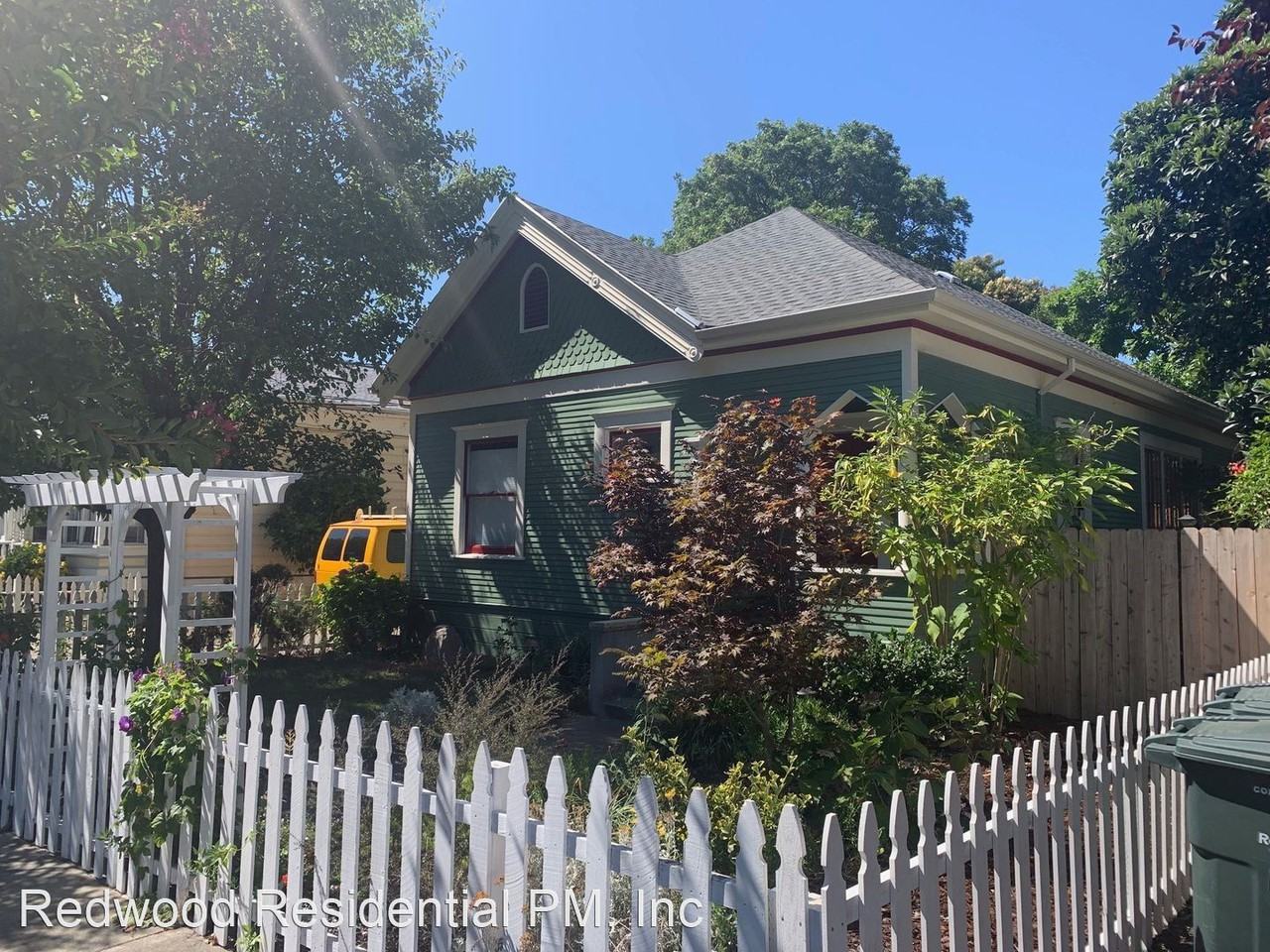 333 10th St - Photo 2 of 19