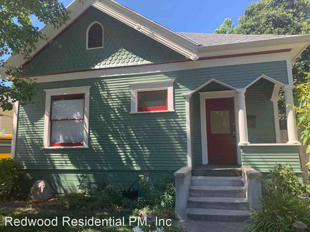 333 10th St - Photo 3 of 19