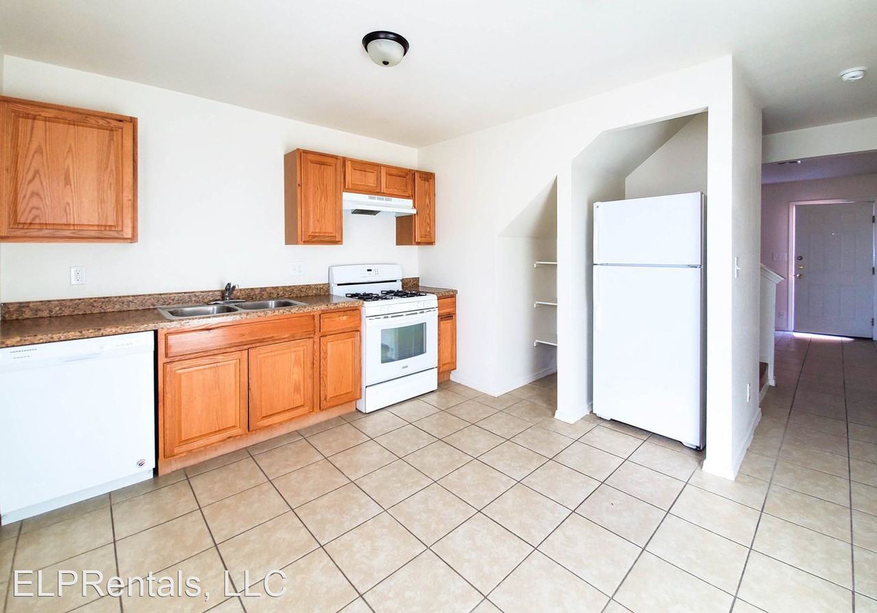 3809 Moonlight Avenue - Photo 3 of 10