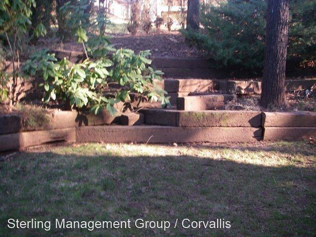 2865, 2867 NW Glenridge Dr - Photo 3 of 12