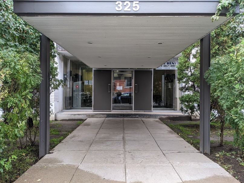 325 Besserer St - Photo 2 of 5