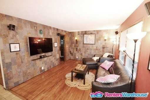 2804 Pennsylvania Ave S - Photo 2 of 12