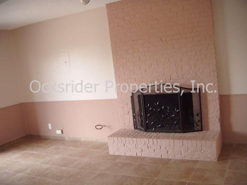 1217 Hupmobile Dr Ne - Photo 3 of 7