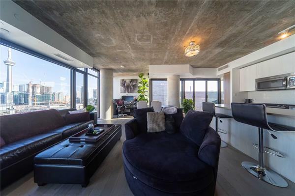 111 Bathurst Street #ph016