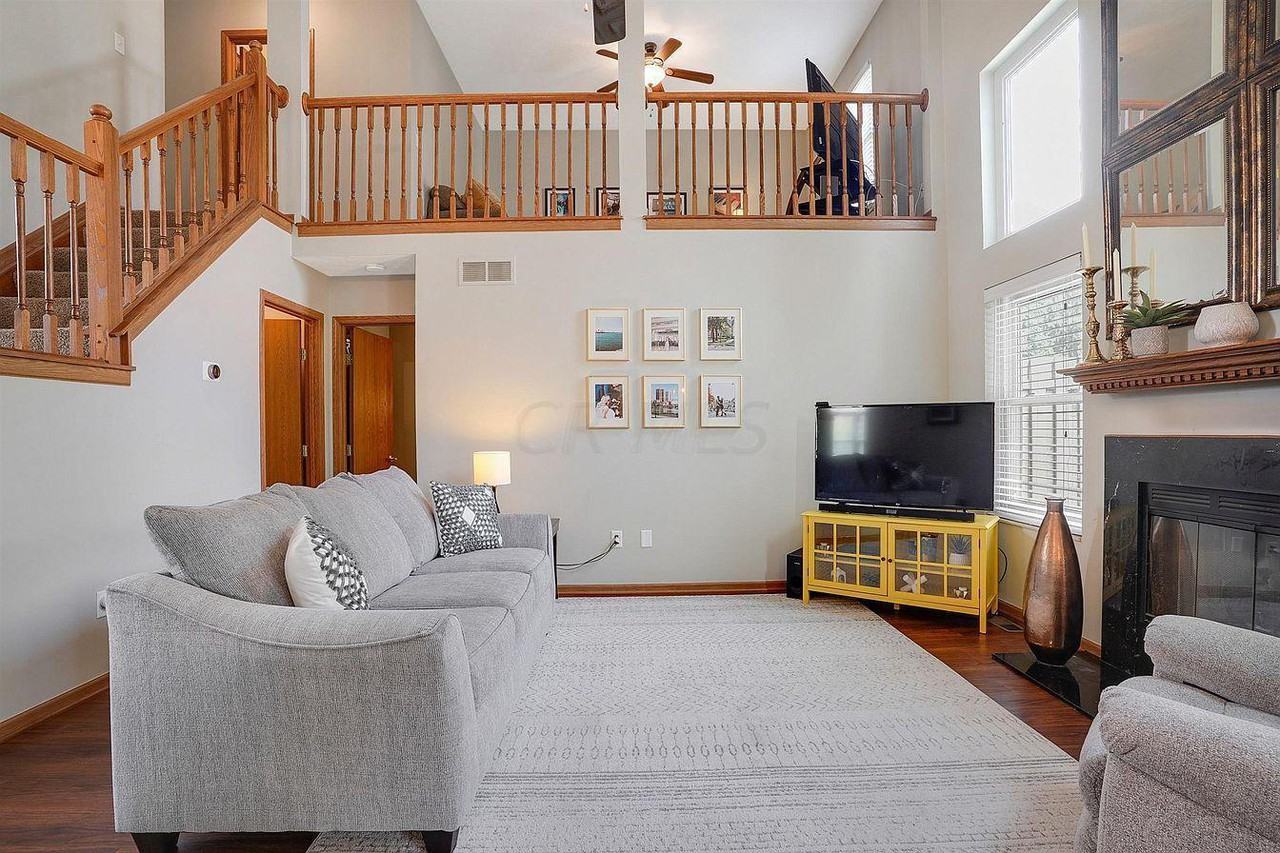 964 Larkfield Dr - Photo 3 of 30