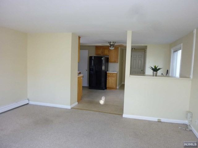 425B Chestnut Ave - Photo 2 of 11