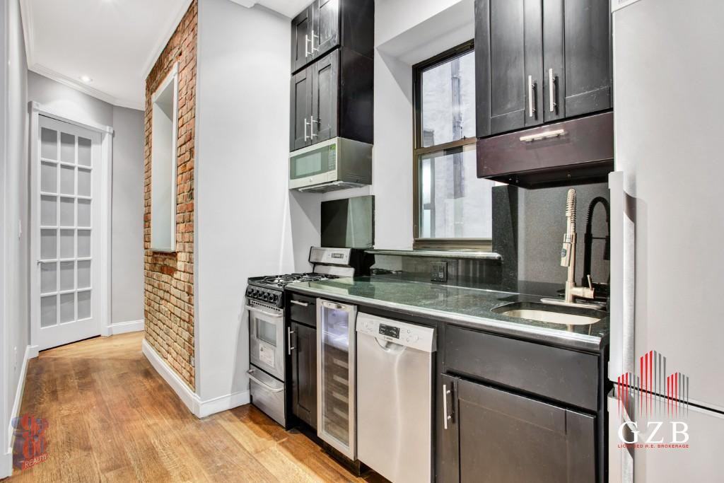 Ridge St #5 - Photo 4 of 5