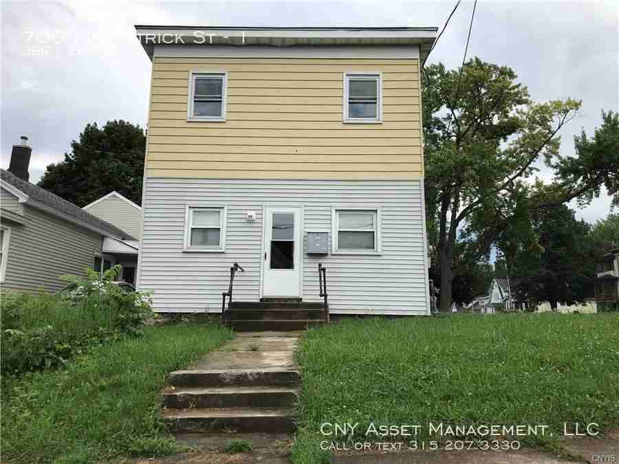 700 Kirkpatrick St #1