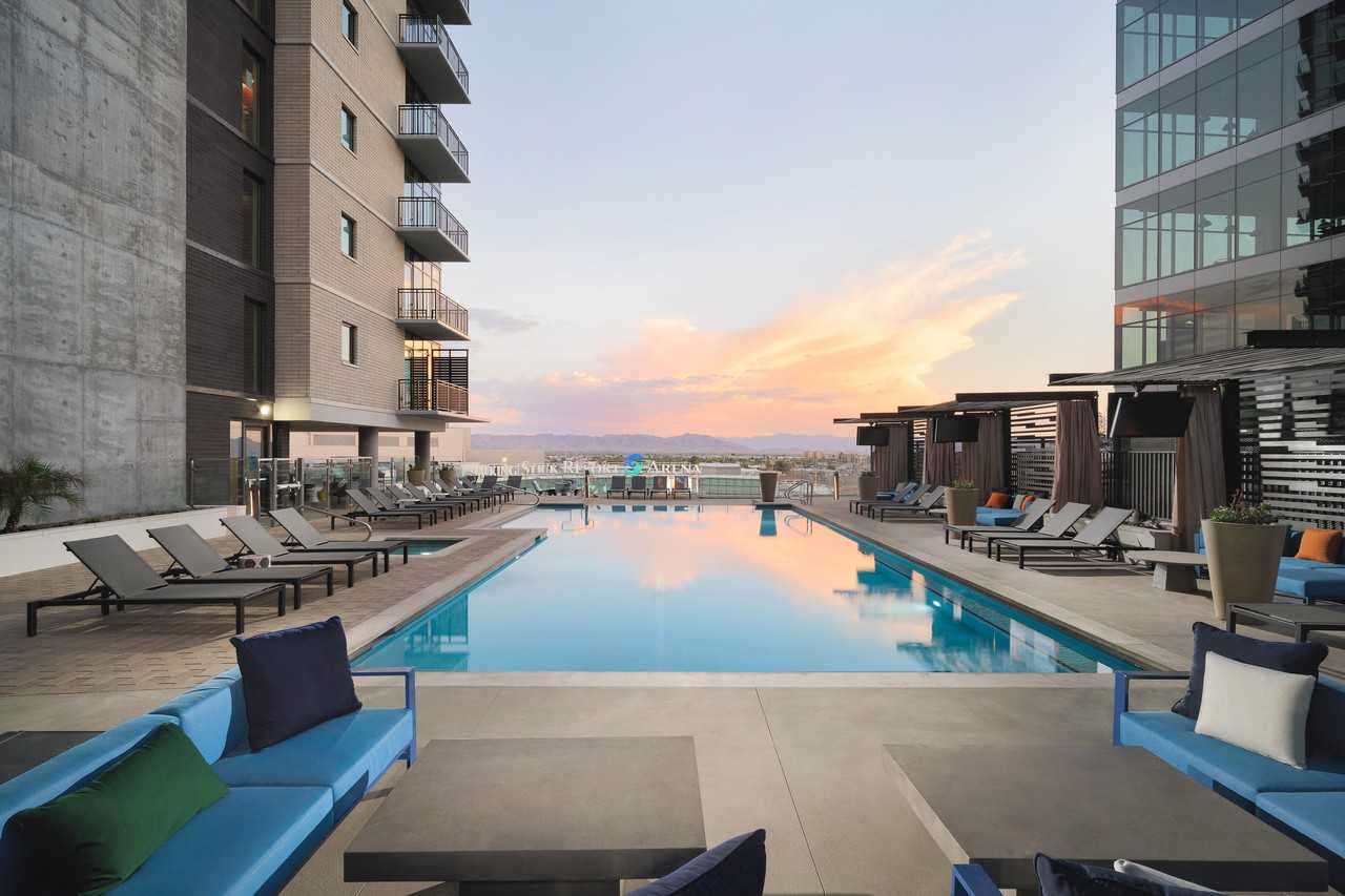 The Ryan Apartments for Rent 188 E Jefferson St, Phoenix, AZ 85004