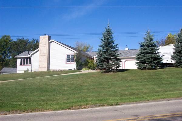 13426 S Grange Rd - Photo 3 of 4