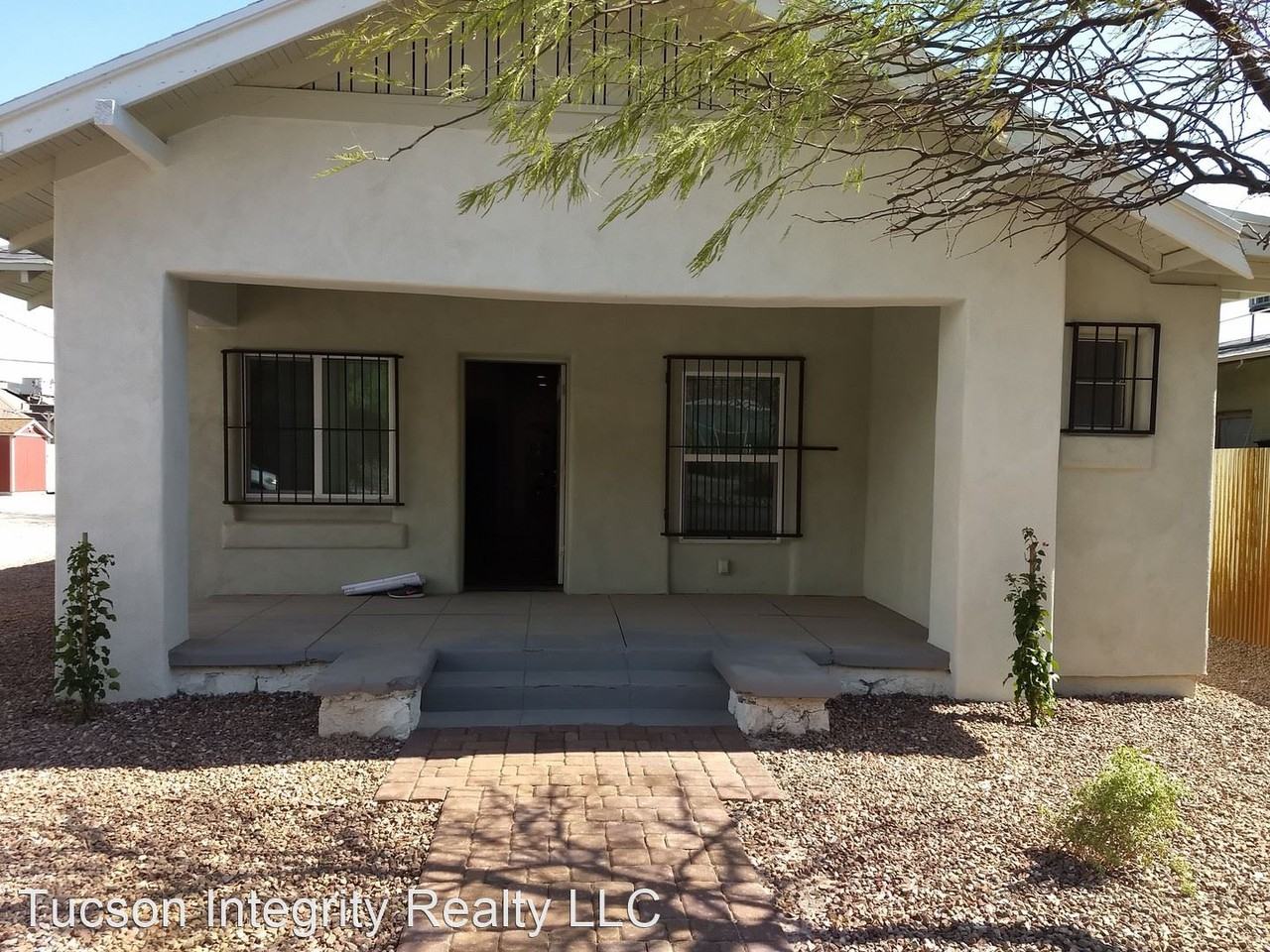 836 E 6th Street - Photo 2 of 13