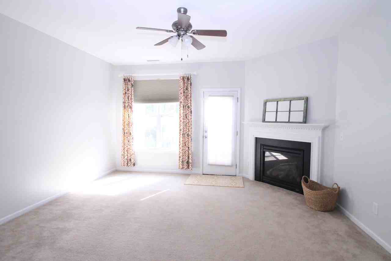 100 Stratford Lakes Dr #170 - Photo 2 of 14