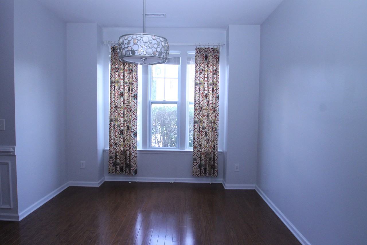 100 Stratford Lakes Dr #170 - Photo 5 of 14