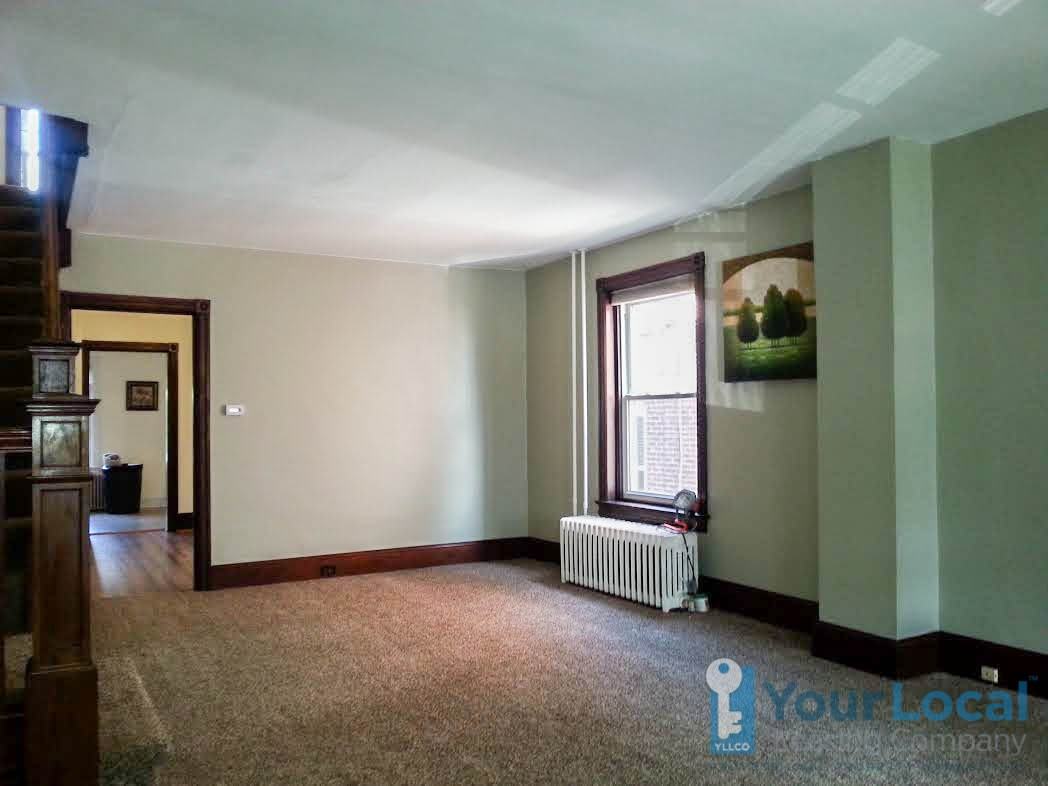 387 Charles St - Photo 3 of 17