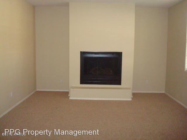 11841 N 143rd Ave - Photo 2 of 27