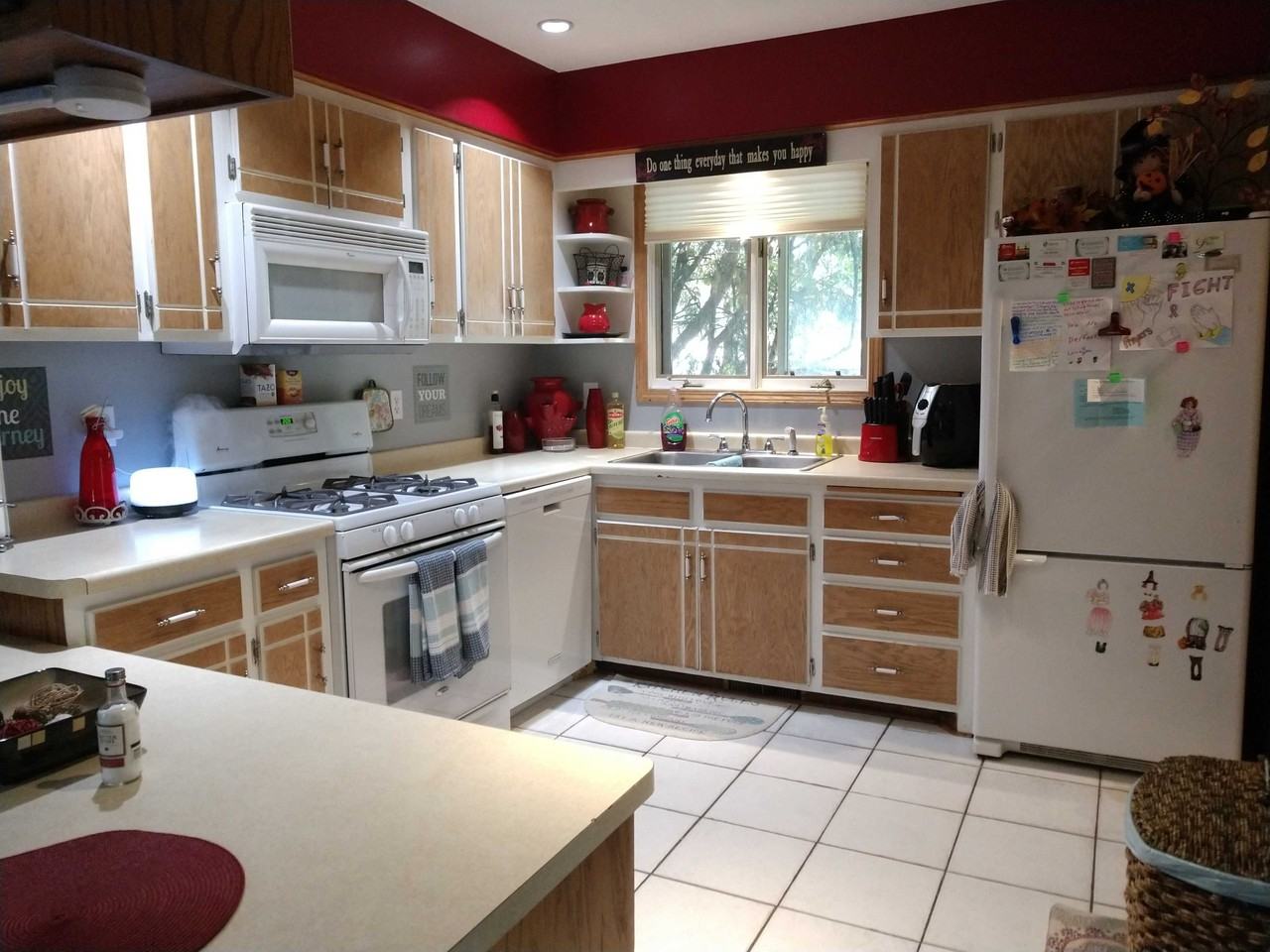 228 2nd Ave Ne - Photo 3 of 16