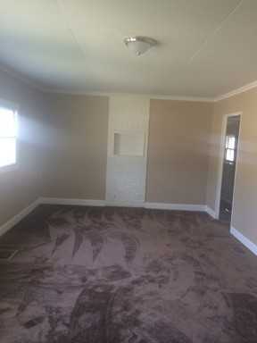 562 E Rudisill Blvd - Photo 3 of 7