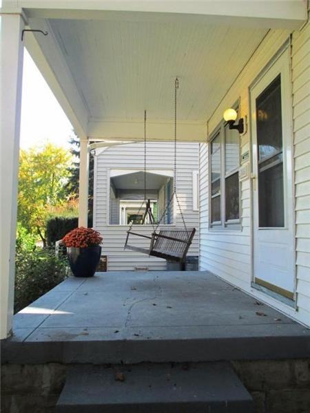 2709 Dayton Ave - Photo 3 of 19