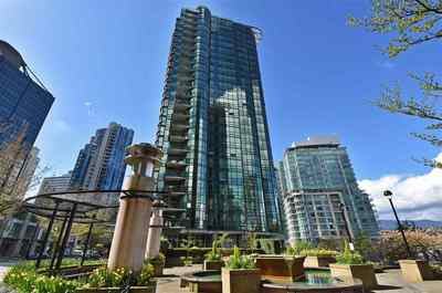 588 Broughton Street #801