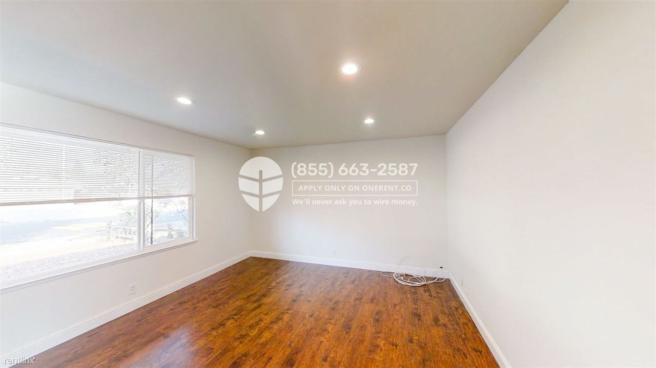 1088 Windsor St - Photo 2 of 14