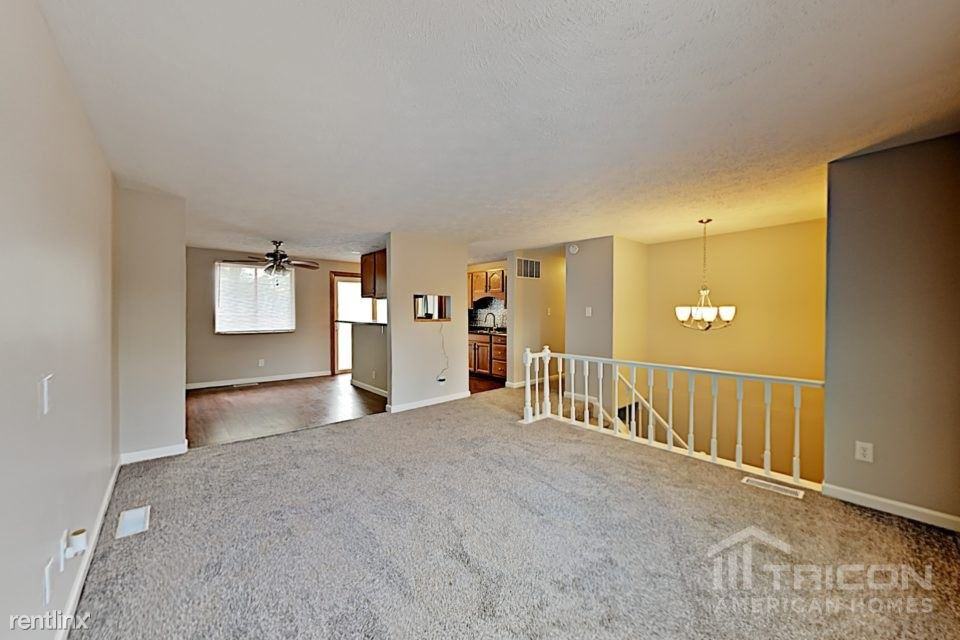 11631 Whidbey Dr - Photo 3 of 16