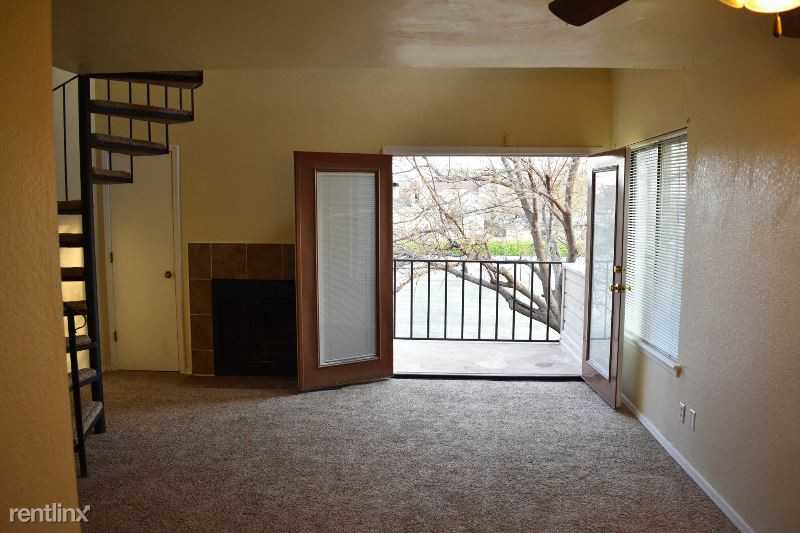 11540 11540 N May Ave 201 - Photo 2 of 18