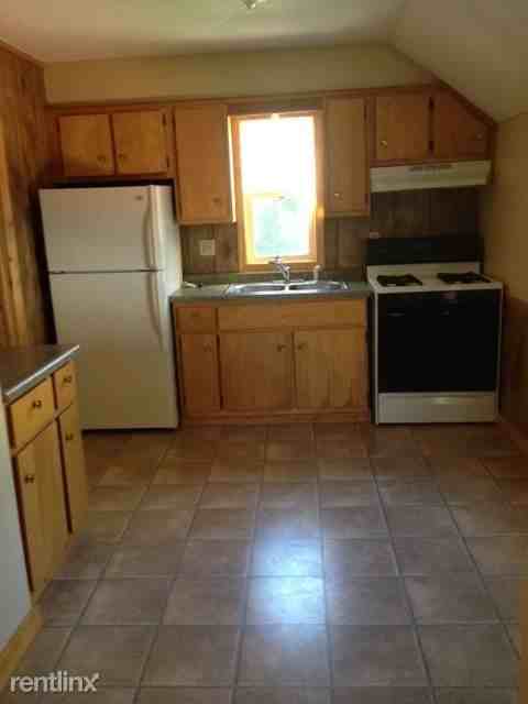 320 320 Pacific Ave East 3 - Photo 2 of 8