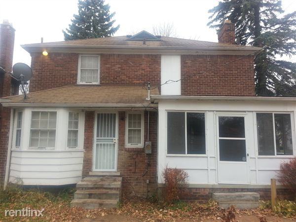 14646 Artesian St - Photo 2 of 9