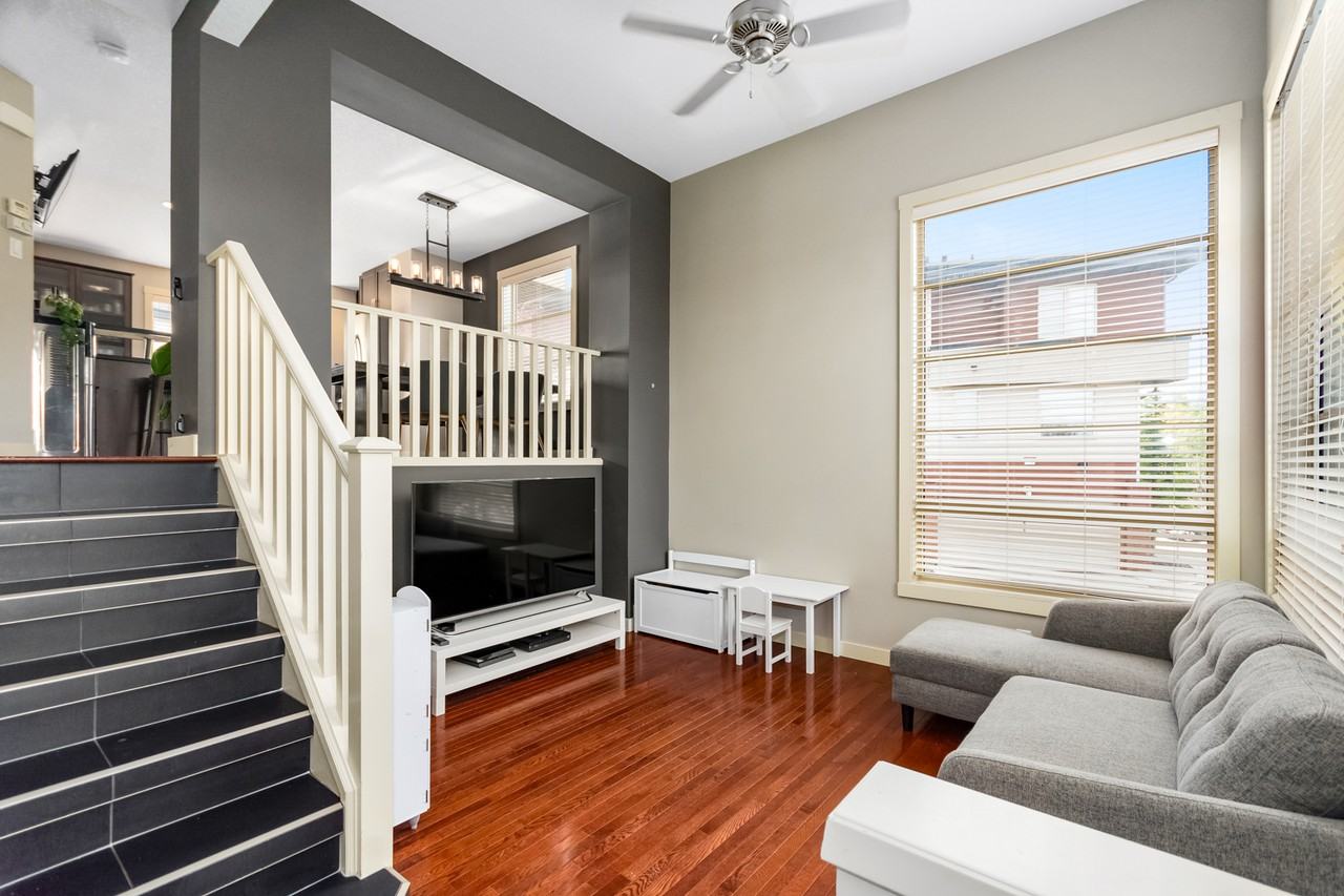 99 Aspen Hills Terrace - Photo 2 of 11