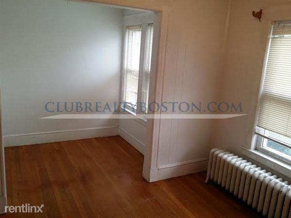 2 Holman St - Photo 3 of 8