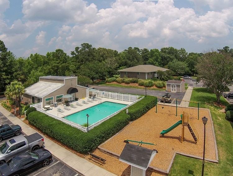 Branchwood - Photo 3 of 16