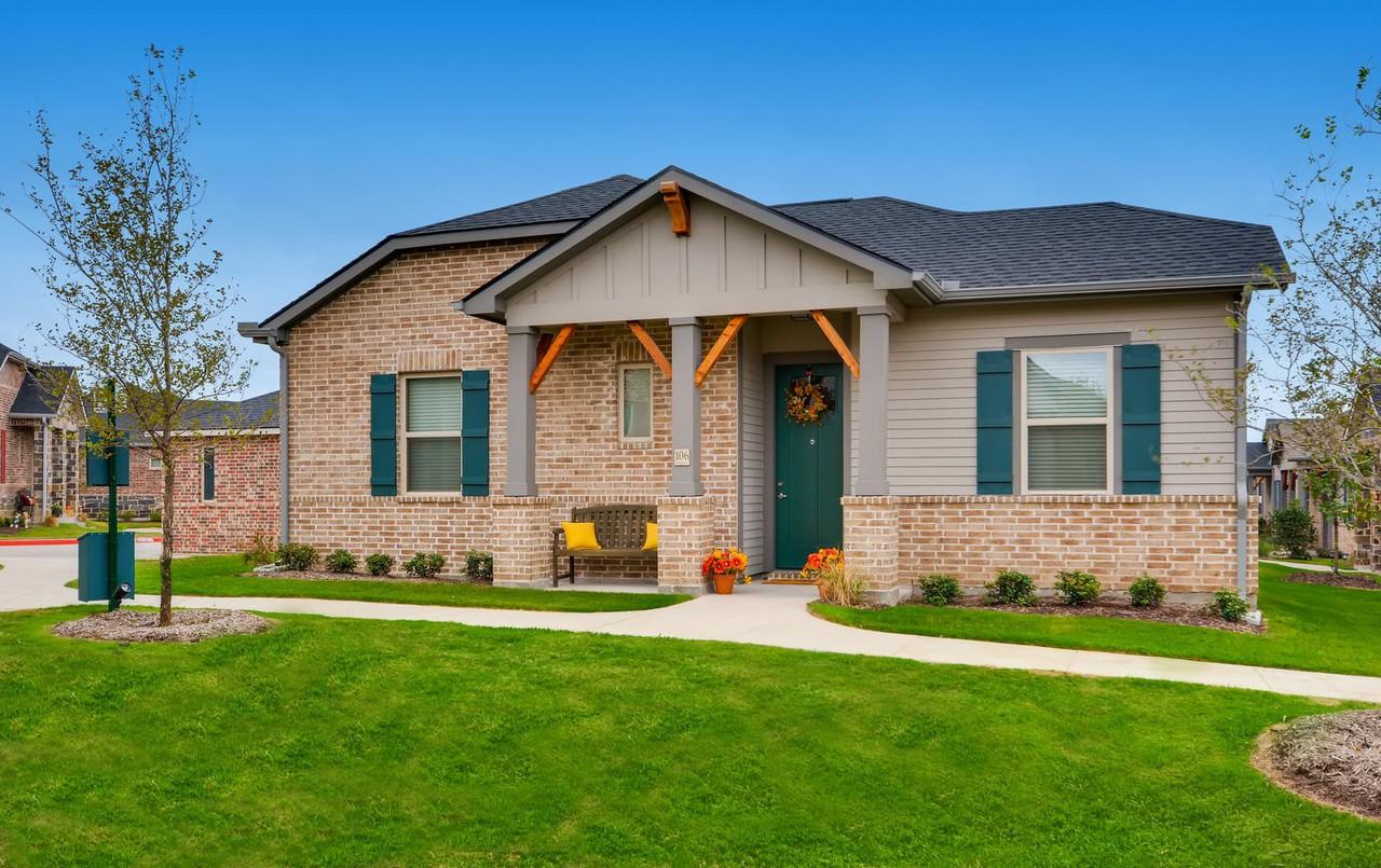 Avilla Heritage Apartments 2030 S Forum Dr, Grand Prairie, TX 75052