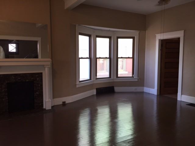 918 Norton Ave - Photo 3 of 5