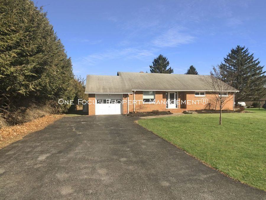 1920 Woodland Rd - Photo 2 of 28