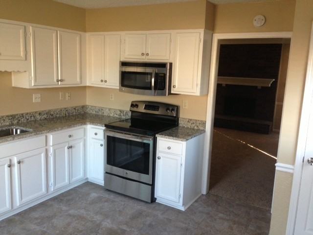 4931 Gadwall Dr W - Photo 3 of 10