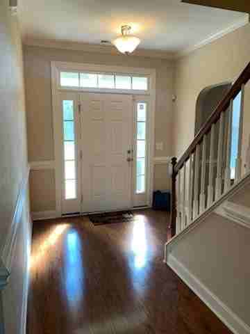 493 Crutchfield Dr - Photo 3 of 49