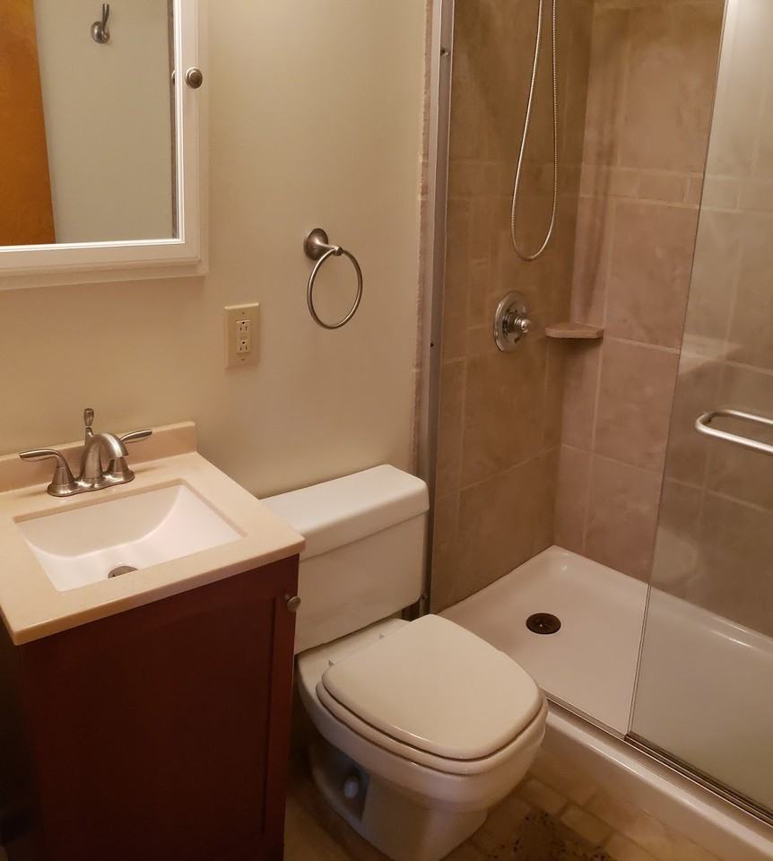 634 Clarion Avenue - Photo 4 of 11