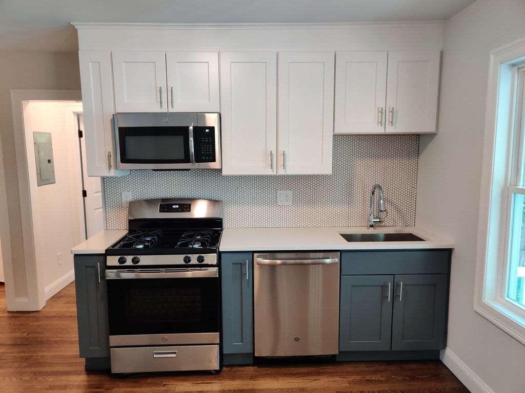 183 Whitwell Street #1A