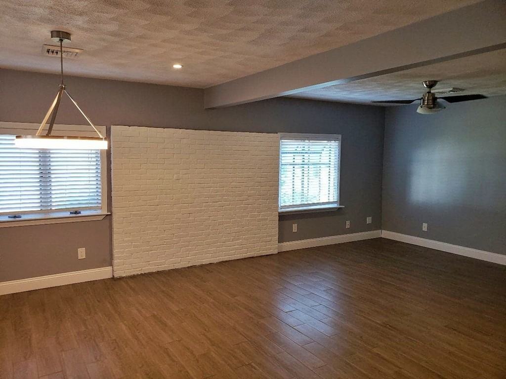 50 Triton Ave - Photo 2 of 26