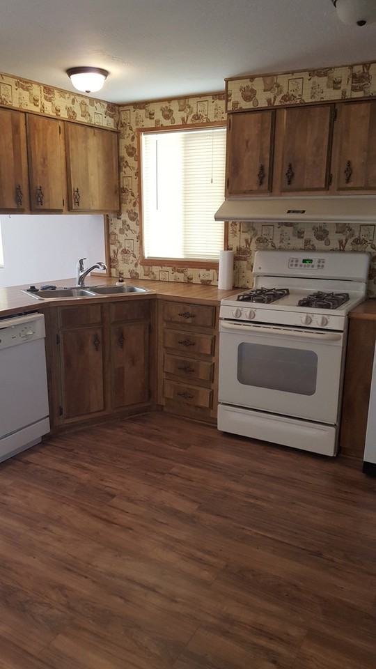 950 Tumbleweed Dr - Photo 2 of 9