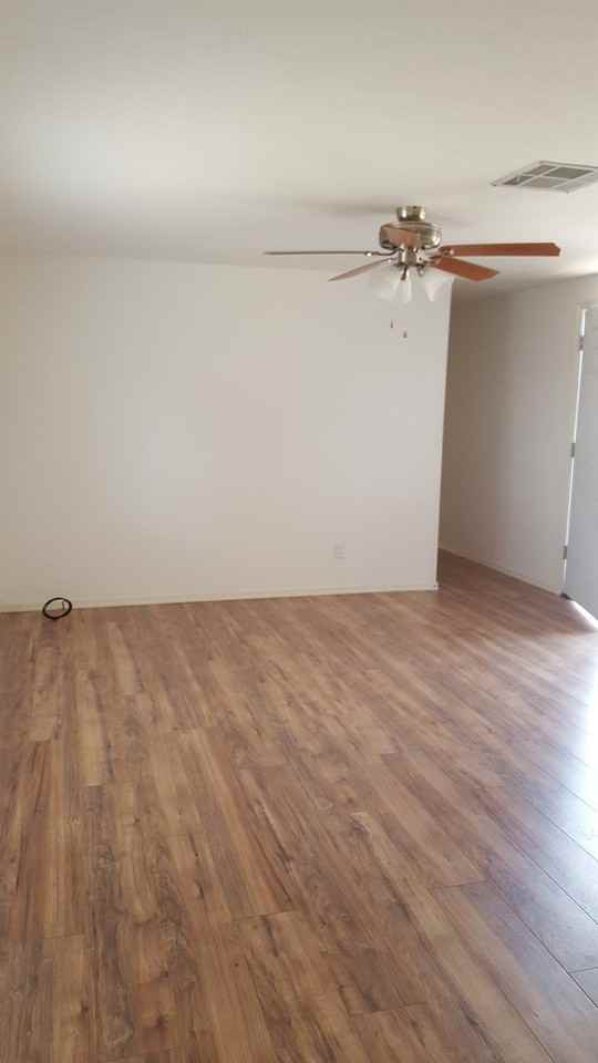 950 Tumbleweed Dr - Photo 3 of 9