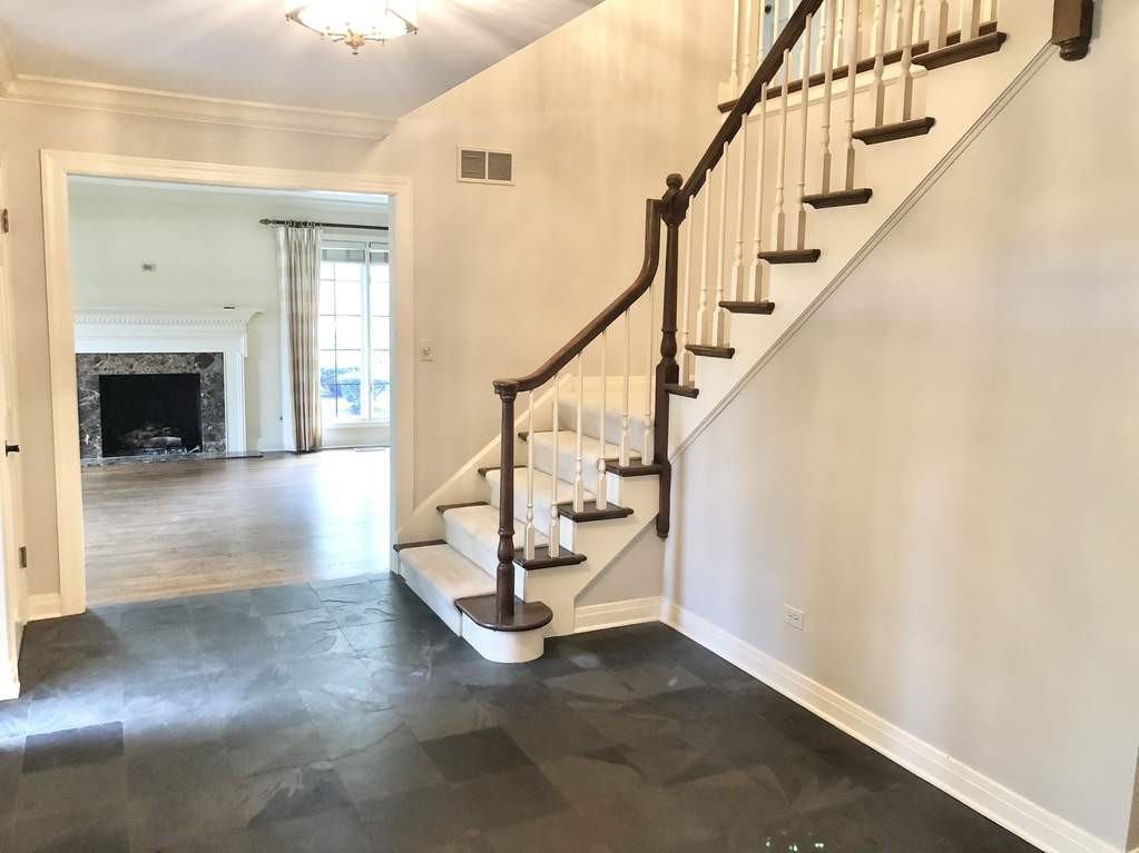 85 Tomlin Cir - Photo 3 of 21