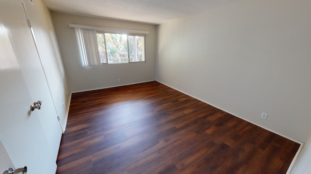 1250 South Orange Grove Boulevard #10 - Photo 3 of 11