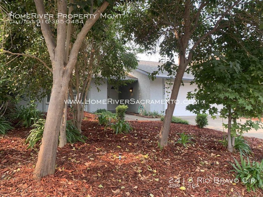 2413 Rio Bravo Cir - Photo 2 of 26