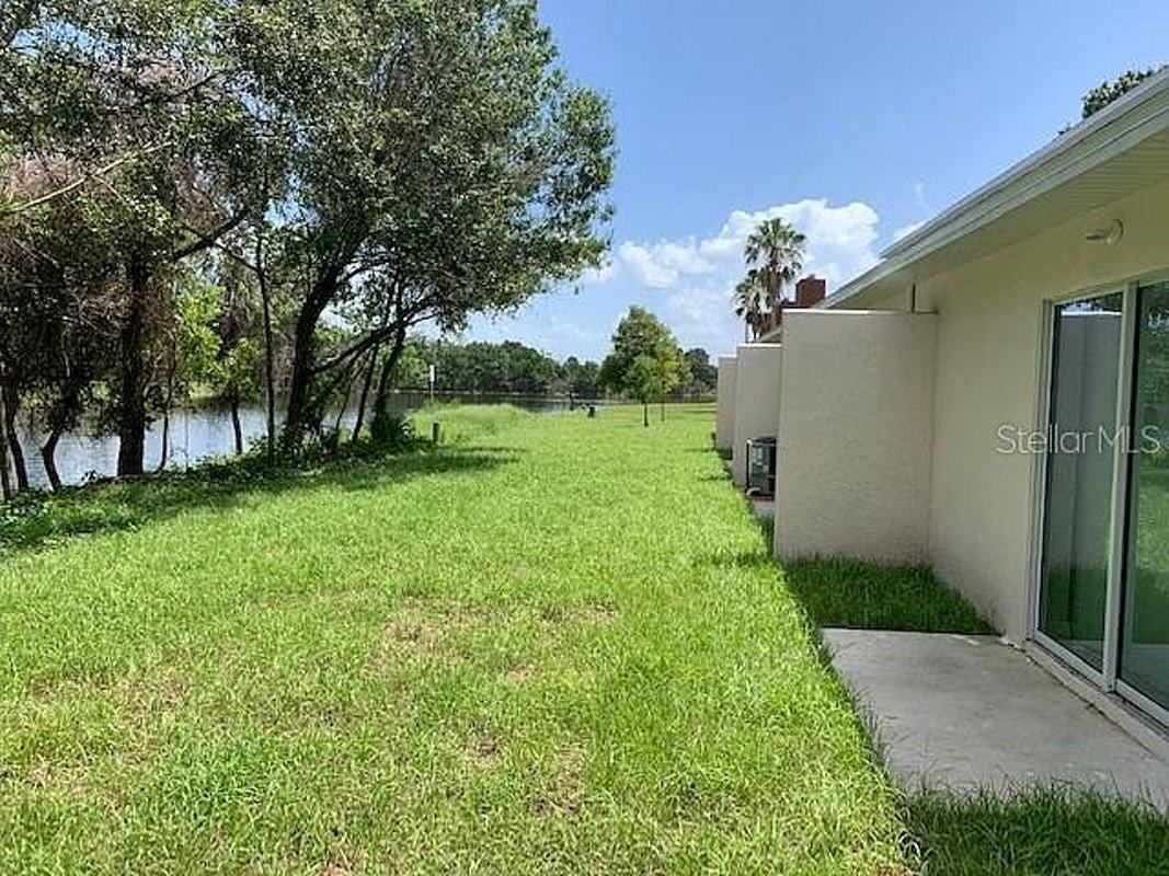 210 Majors Lane #D - Photo 3 of 18