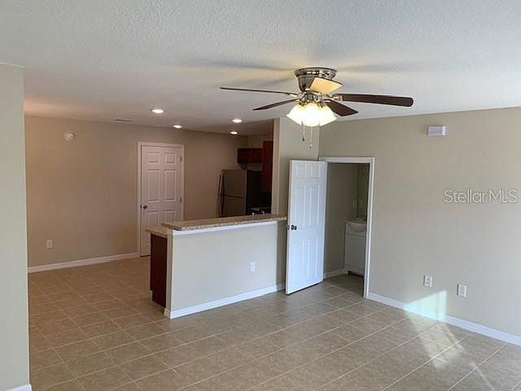 210 Majors Lane #D - Photo 7 of 18